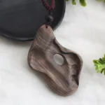 Ancien collier africain en bois artisanal - vue 2