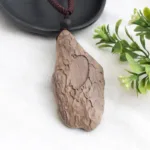 Bijou africain en bois, style artisanal