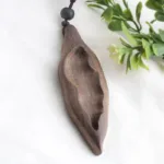 Accessoire africain artisanal en bois