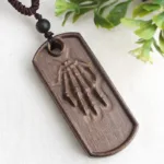 Collier ethnic en bois, fait à la main