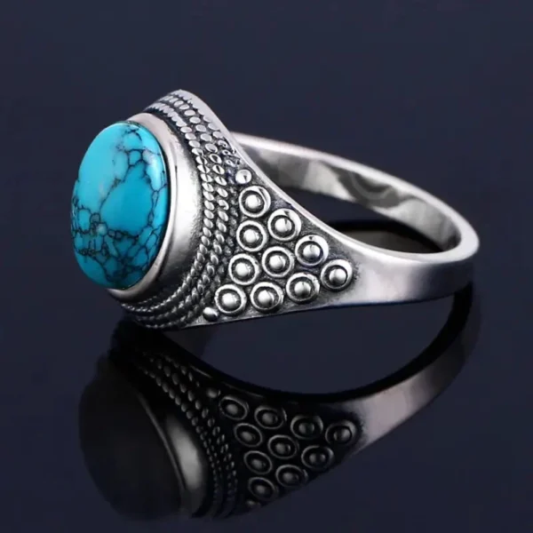 Bague en turquoise avec motifs africains