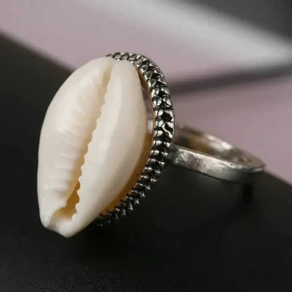 Bague Cauri, symbole culturel et esthétique Africaine