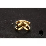 Bague artisanale africaine avec une finition unique