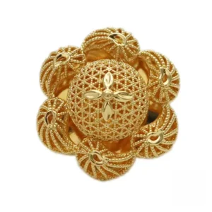 Bague en or avec motif floral africain
