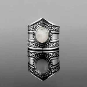 Bague artisanale en Pierre de Lune, style ethnique