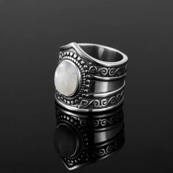 Bague Pierre de Lune, motif inspiré de l'Afrique