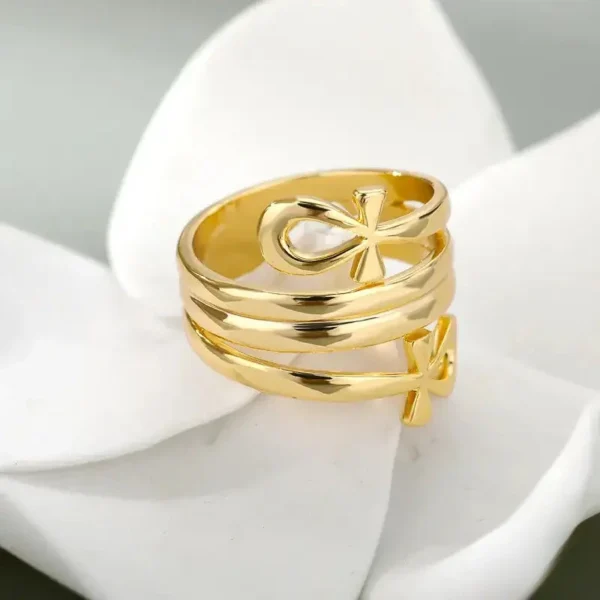 Bague or Croix Ankh, symbole de vie