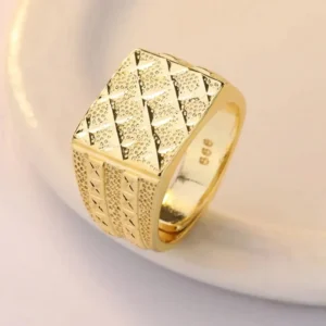 Bague homme africaine en design traditionnel