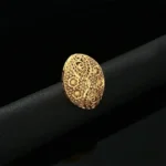 Bague artisanale, mélange de tradition et de modernité africaine