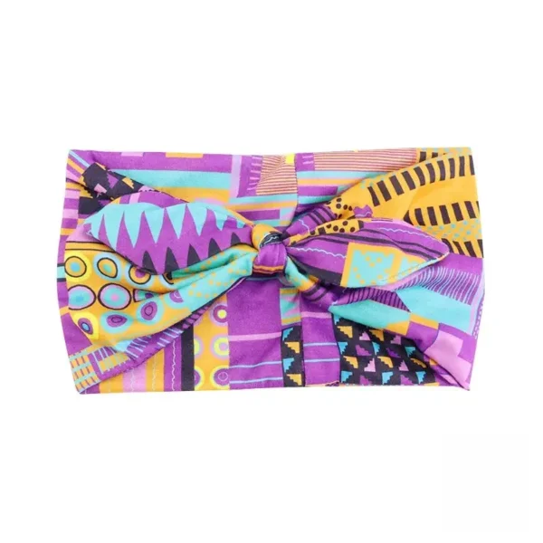 Motifs africains sur un bandeau coloré idéal pour l'été