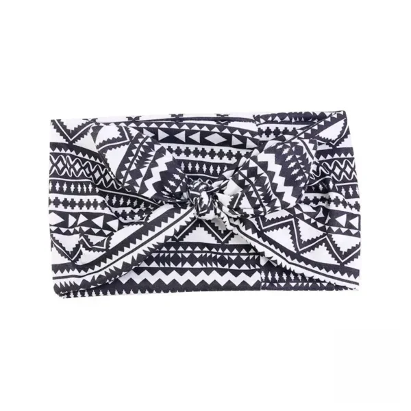 Élégant bandeau africain avec motifs traditionnels colorés