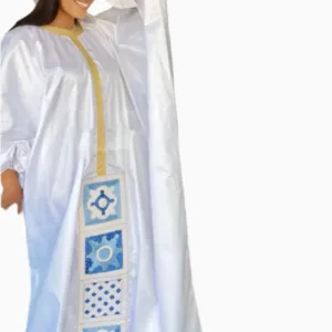 Bazin Grand Boubou Femme en tissu traditionnel africain