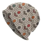 Bonnet africain moderne aux motifs colorés et uniques