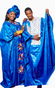 Boubou africain couple bleu en tissu traditionnel