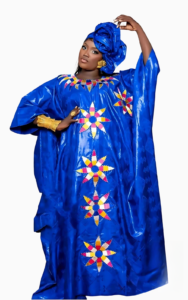 Tenue africaine pour couple, motif bleu vibrant