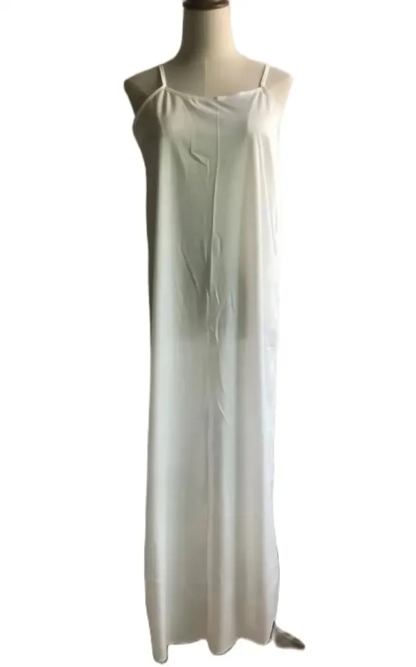 Tenue traditionnelle africaine en dentelle pour femme