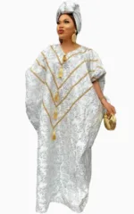 Boubou Africain Femme Argenté élégant et traditionnel