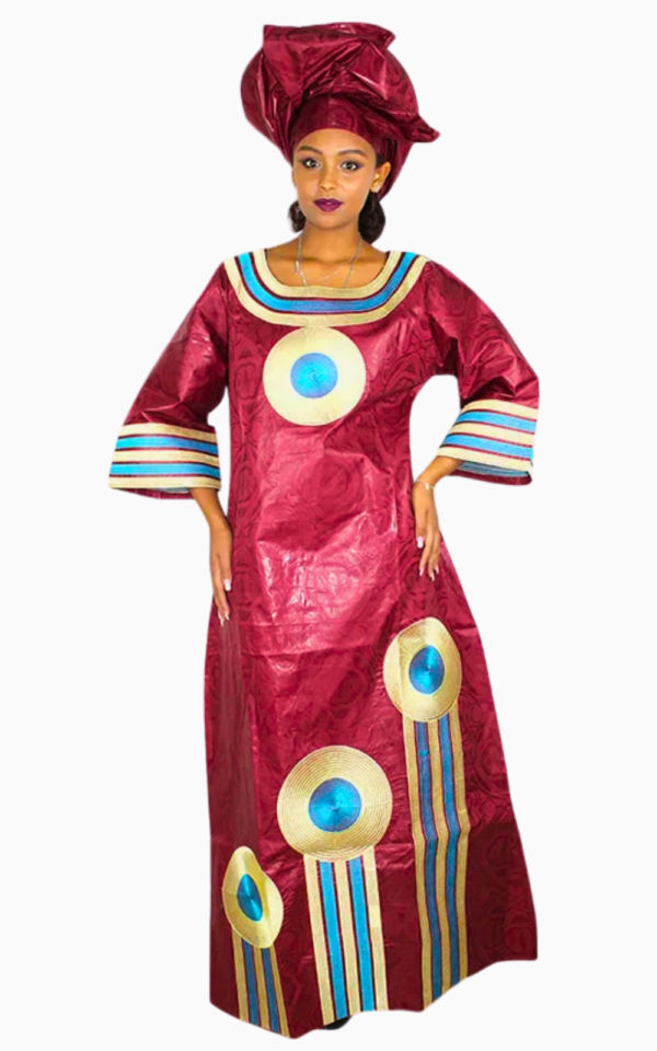 Vêtement Africain femme en tissu de Pagne, design unique