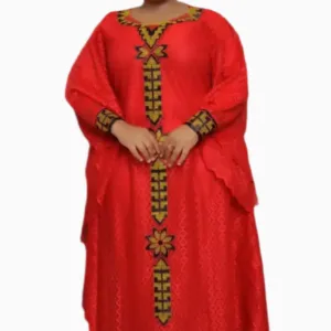 Boubou Africain Rouge Femme en tissu traditionnel