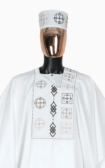 Style africain : boubou blanc pour homme, look distinctif