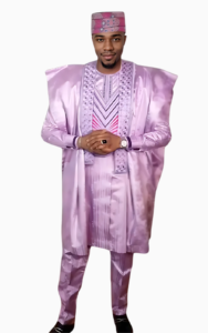 Boubou Africain Homme en rose, style traditionnel