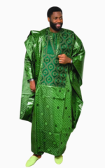 Boubou africain homme vert élégant et stylé pour toutes occasions.