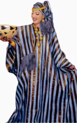 Boubou africain femme avec écharpe élégante et colorée