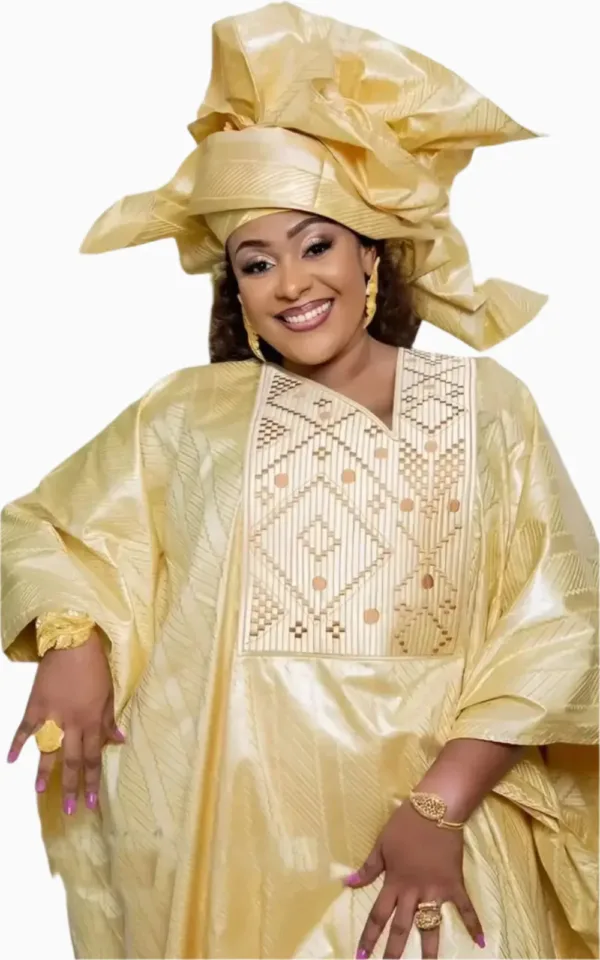 boubou-bazin-mali-femme-1 Boubou Bazin Mali Femme élégante en tissu africain coloré