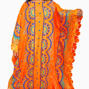 Boubou Bazin Riche Femme Malienne en tissu africain élégant