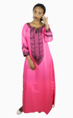 Boubou chic à motifs vibrants pour la saison 2025