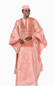 Vêtement africain homme en tissu confortable et stylé
