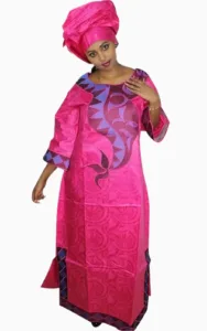 Vêtements traditionnels africains pour femme moderne