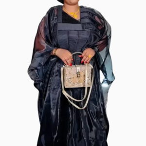 Boubou noir femme élégant en tissu africain traditionnel