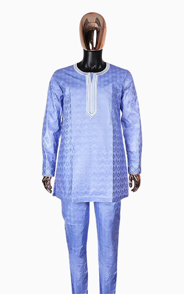 Vêtement africain masculin : boubou coloré et élégant
