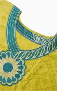 Boubou chic avec motifs culturels pour occasions spéciales