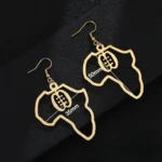 Élégante boucle d'oreille africaine motif symbolique