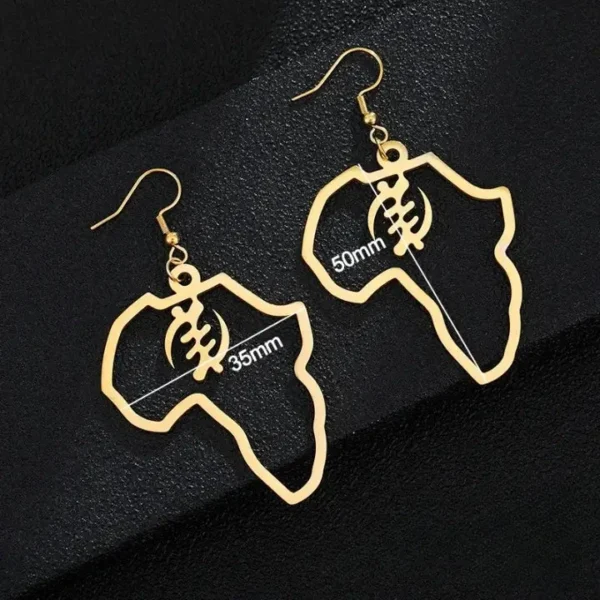 Boucle d'oreille artisanale à la finition soignée
