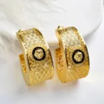 Boucle d’oreille africaine plaquée or élégante