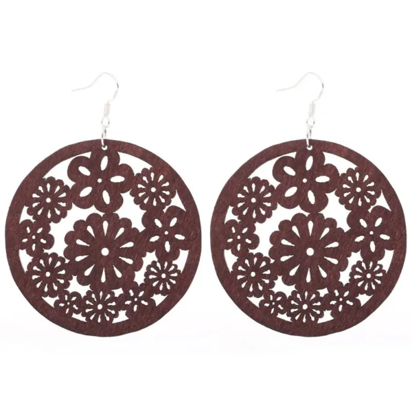 Mode ethnique, boucle d'oreille en bois