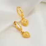 Boucle d'oreille cœur en or, style africain