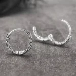 Accessoire africain en argent pour un style unique