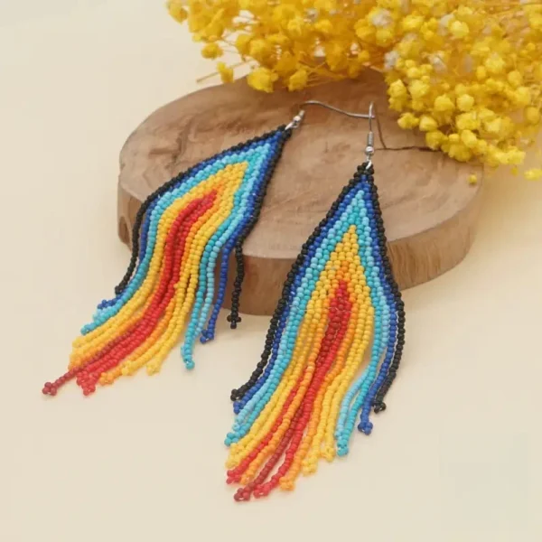 Boucle d'oreille en perles sénégalaises - vue 5