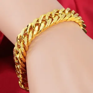 Bracelet or en chaîne, pièce unique pour une touche culturelle