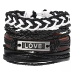 Accessoire en cuir traditionnel africain pour homme