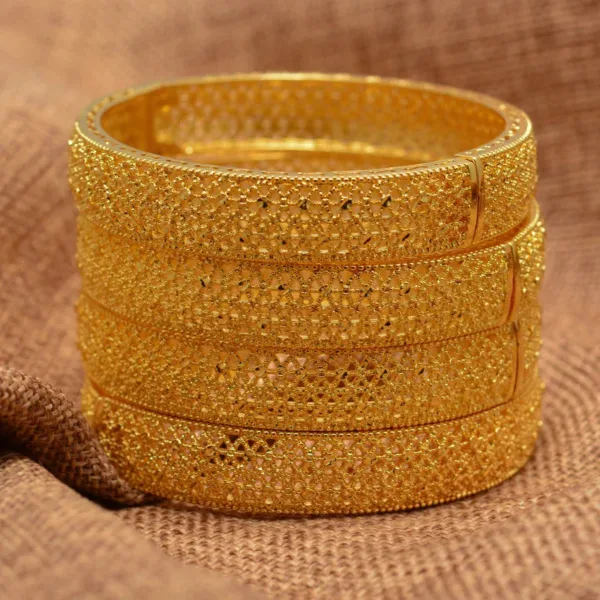 Accessoire en or pour femme, bracelet africain unique