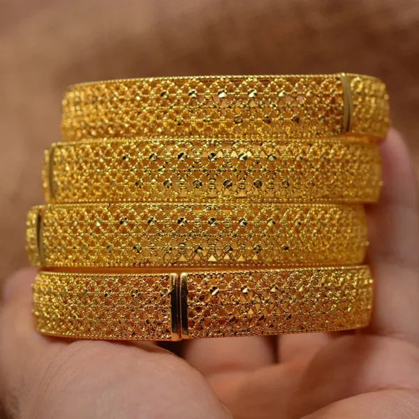 Bracelet or pour femme, inspiration culture africaine