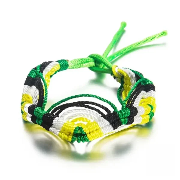 Bracelet africain tissé pour un look bohème