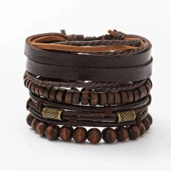 Bracelet en cuir tressé avec motifs tribaux