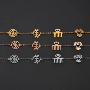 Bijoux africains traditionnels en motifs symboliques