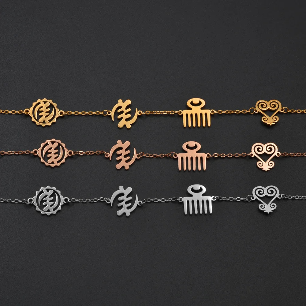 Bijoux africains traditionnels en motifs symboliques